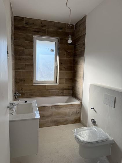 Apartament cu 3 camere decomandat în Calea Urseni