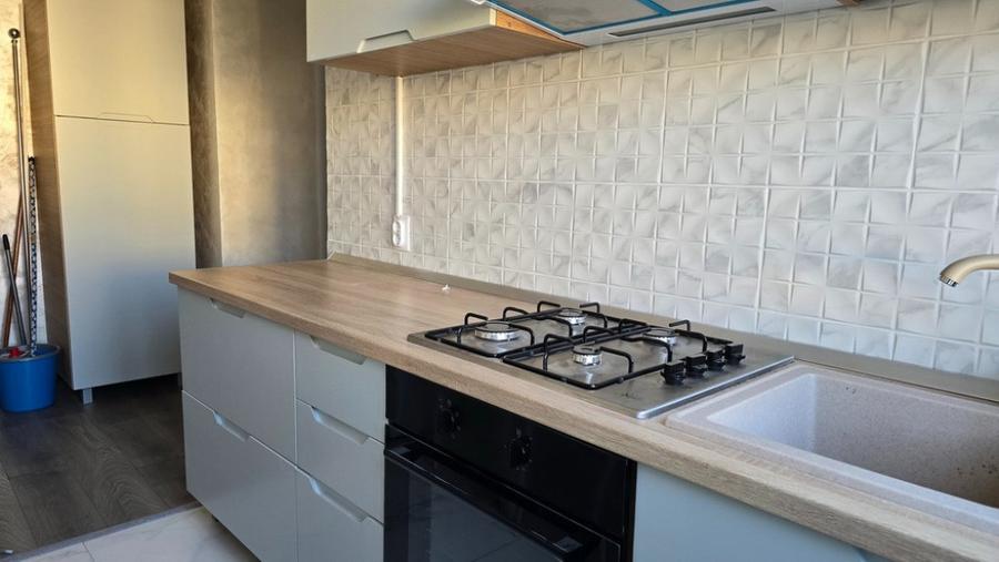 Apartament cu 3 camere nedecomandat în Ultracentral