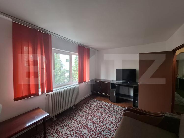 Apartament cu 2 camere semidecomandat, mobilat în Micro 16