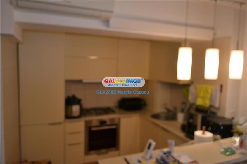 Apartament cu 3 camere decomandat, mobilat în Baicului
