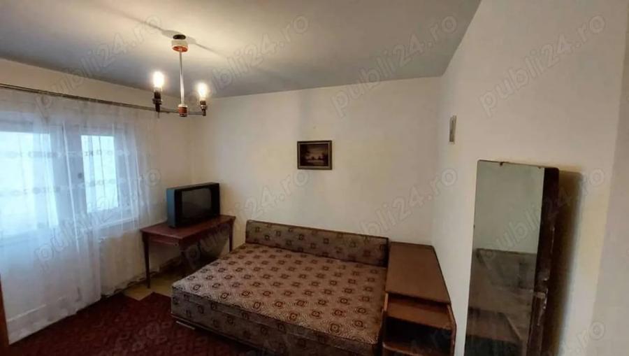 Apartament cu 3 camere decomandat în Ultracentral