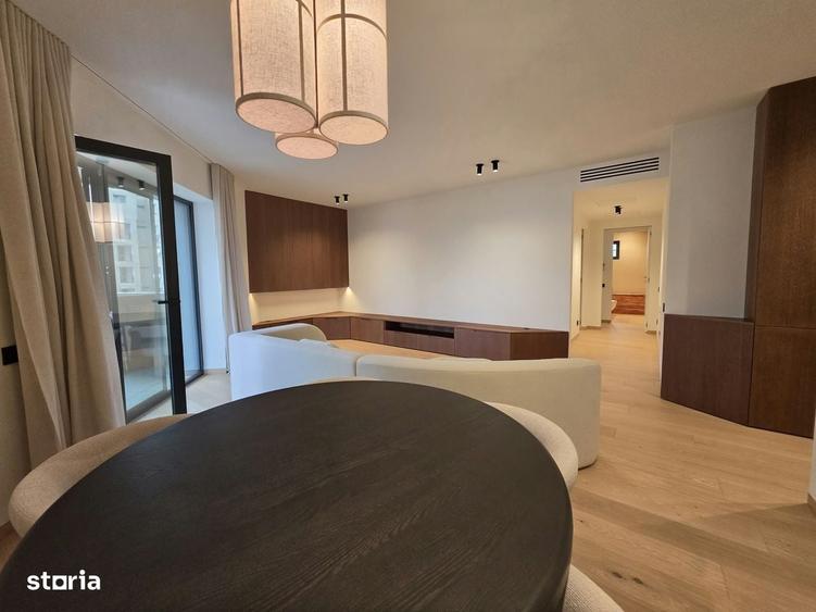 Apartament cu 3 camere în Unirii