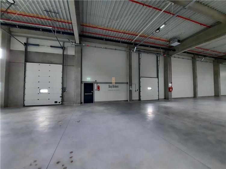 Spațiu industrial, de 2,700 mp, în Jucu