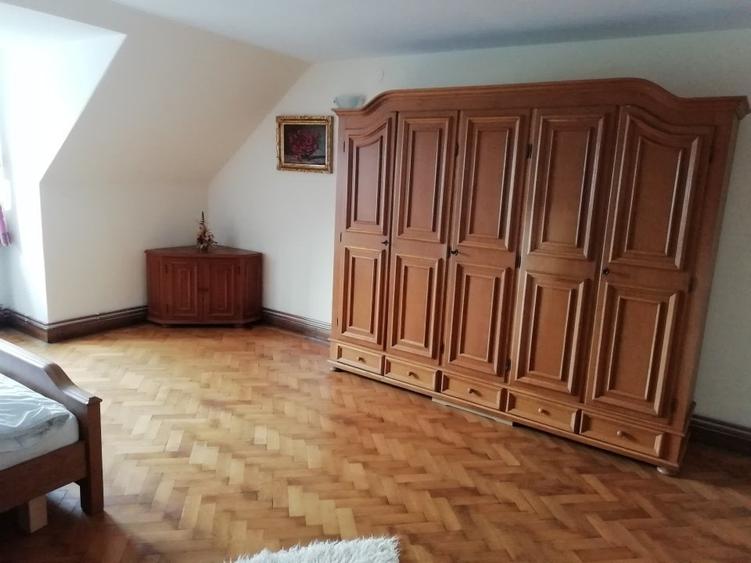 Apartament cu 3 camere semidecomandat în Ultracentral