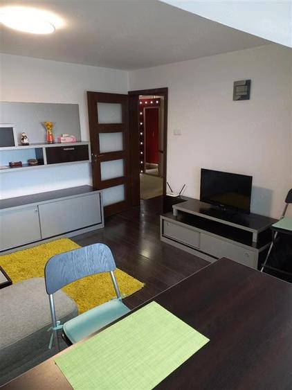 Apartament cu 2 camere decomandat, mobilat în Aviației