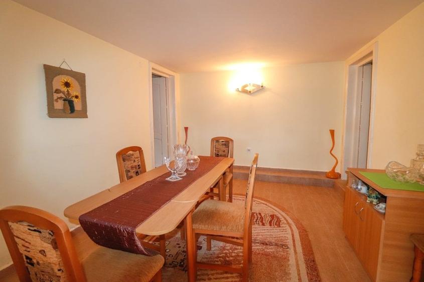 Apartament cu 2 camere semidecomandat în Furnica