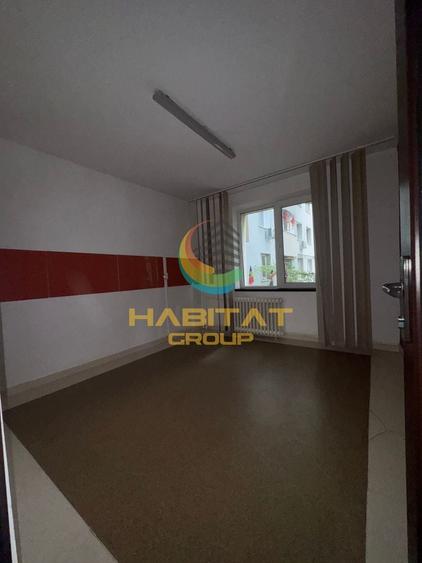 Apartament cu 4 camere decomandat în Dristor