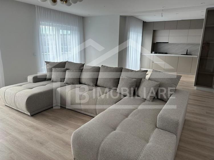 Apartament cu 3 camere decomandat în Unirii