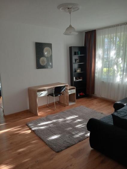 Apartament cu 2 camere semidecomandat în Exterior Vest