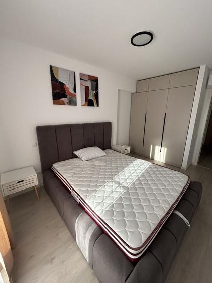 Apartament cu 2 camere decomandat în Militari