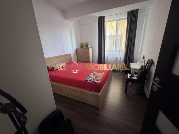 Apartament cu 3 camere decomandat, mobilat în Dămăroaia