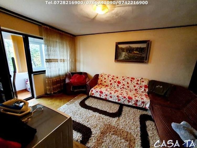 Apartament cu 3 camere decomandat, mobilat în 9 Mai