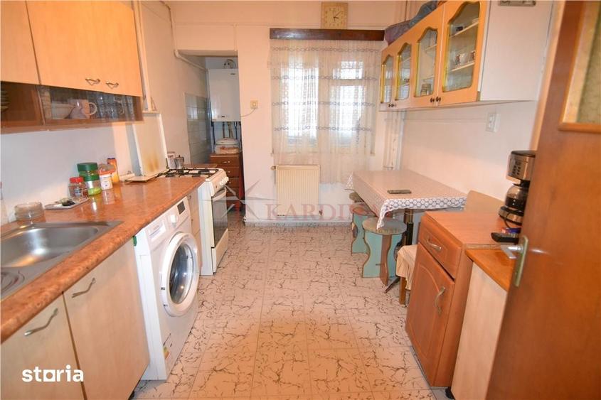 Apartament 4 camere Etaj 1/6 Racadau, comision 0% - 1