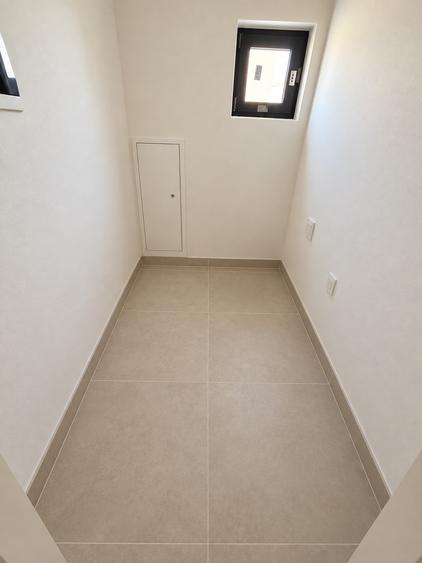 Casă individuală cu 4 camere cu Teren 430 Mp în Berceni