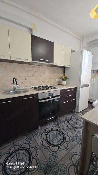 Apartament cu 2 camere decomandat în 22 Decembrie