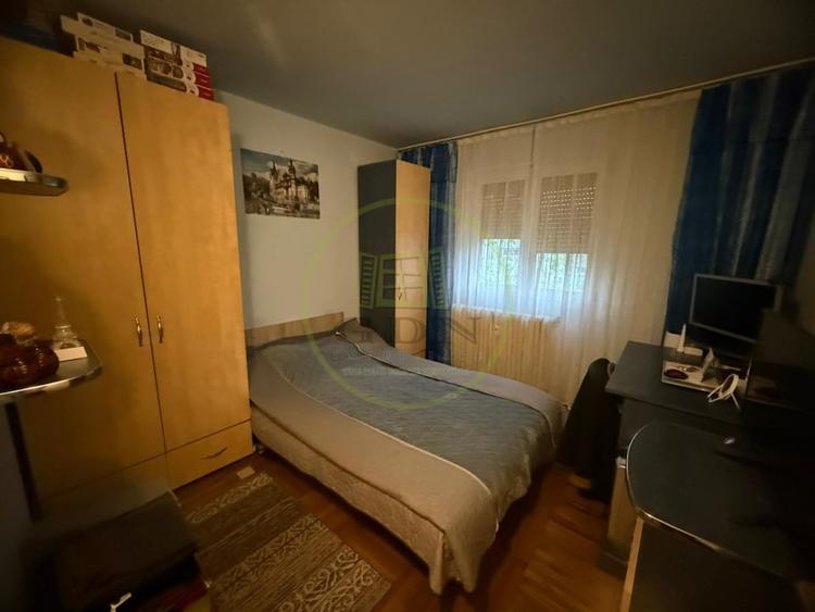 Apartament cu 2 camere semidecomandat, mobilat în Craiovița Nouă