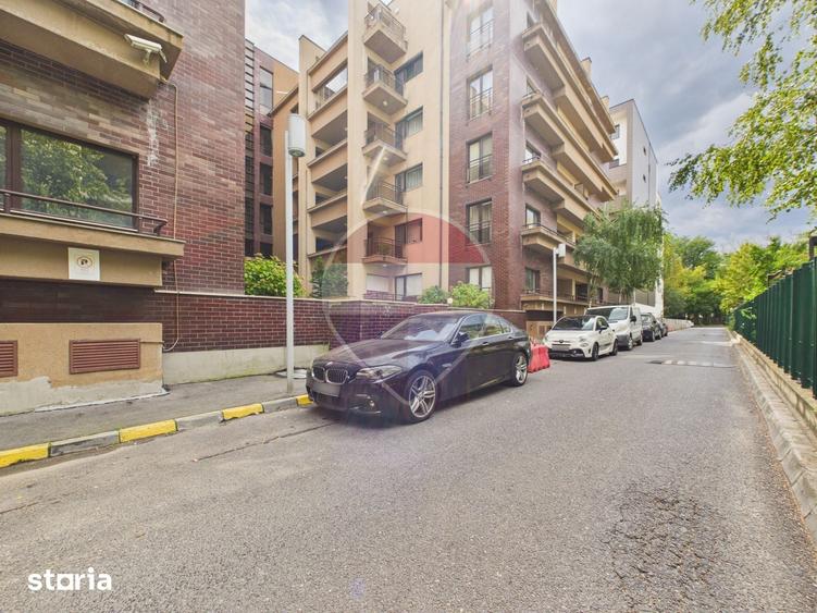 Apartament cu 3 camere în Herăstrău