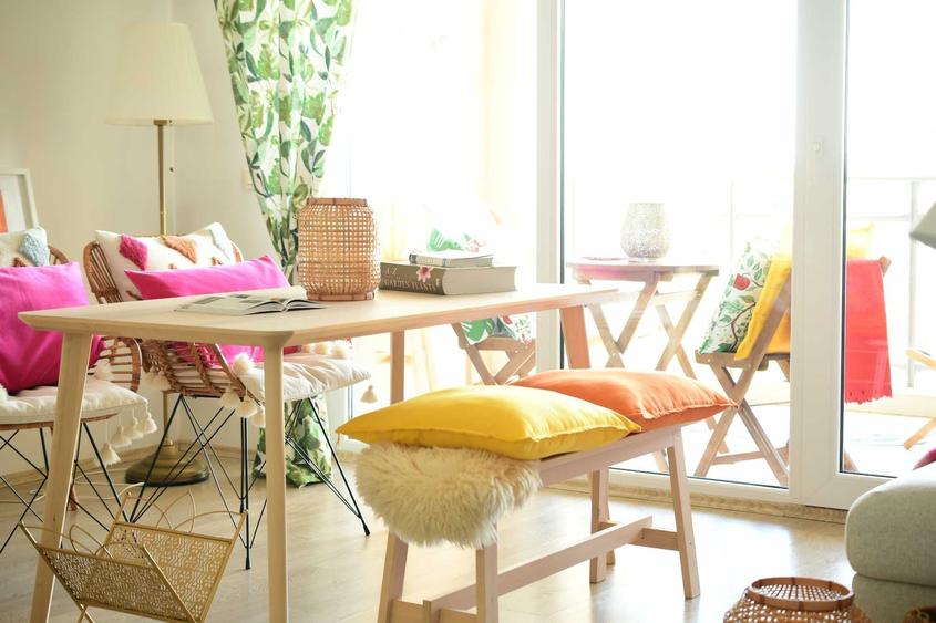 Apartament cu 2 camere decomandat în Tei