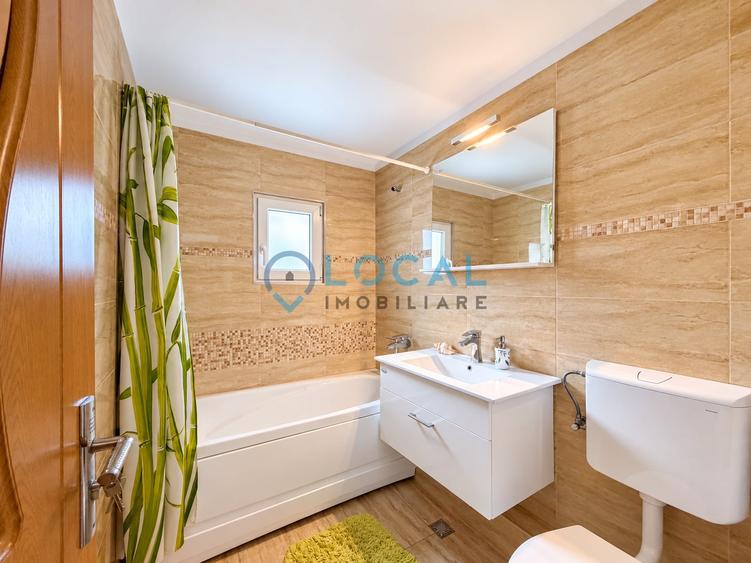 Apartament cu 3 camere decomandat, mobilat în Între Lacuri