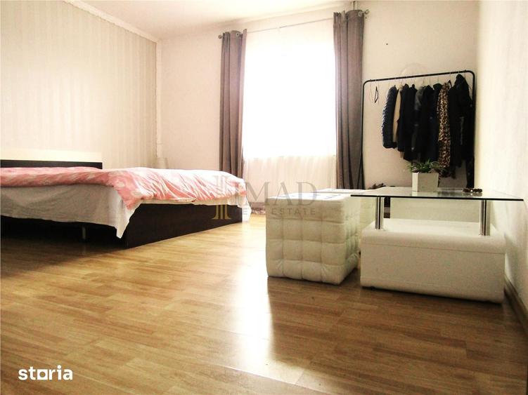 Casă cu 4 camere cu Teren 620 Mp în Ulmi