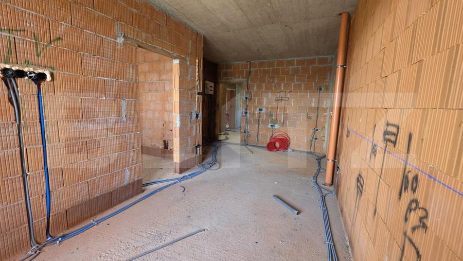 Apartament cu 2 camere semidecomandat în Ștrandului