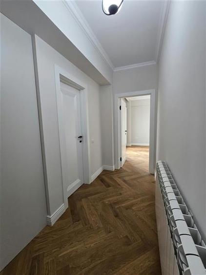 Apartament cu 3 camere decomandat în Bucureștii Noi