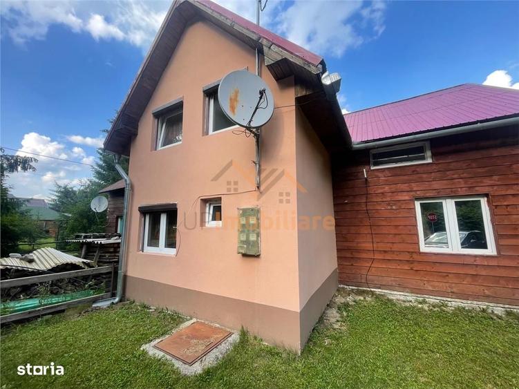 Casă cu 4 camere în Damiș