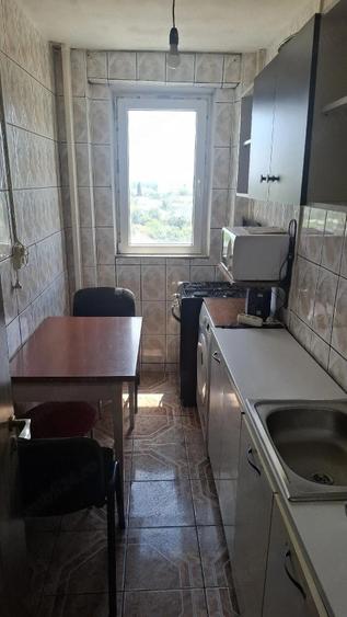 Apartament cu 2 camere decomandat în Drumul Taberei