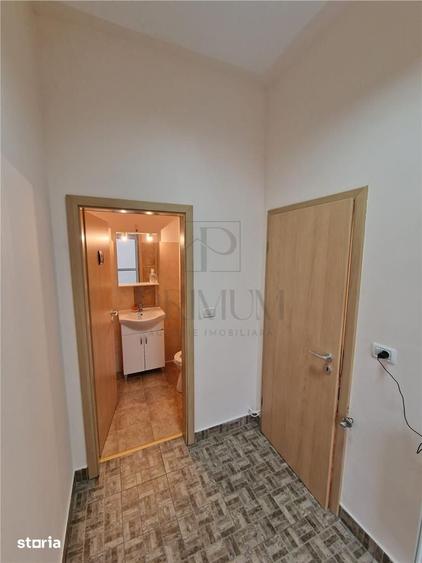 Spațiu comercial, de 50 mp, în P-ța Unirii