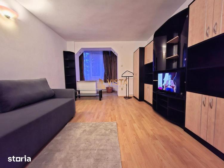 Apartament cu 2 camere decomandat în Centrul Civic