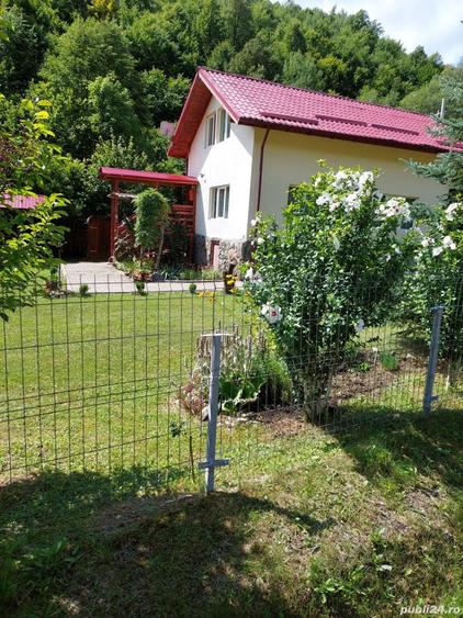 Casă cu Teren 1000 Mp în Băișoara