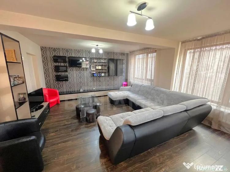 Casă cu 7 camere cu Teren 900 Mp în Popoveni