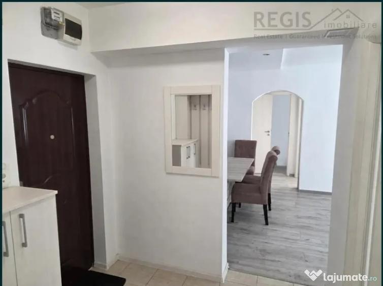 Apartament cu 3 camere decomandat în Hărmanului