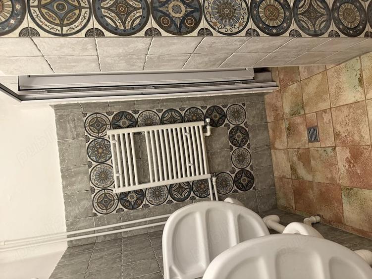 Spațiu comercial, de 1,977 mp, în Central