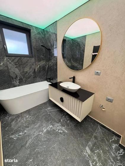 Apartament cu 3 camere decomandat în Centrul Civic