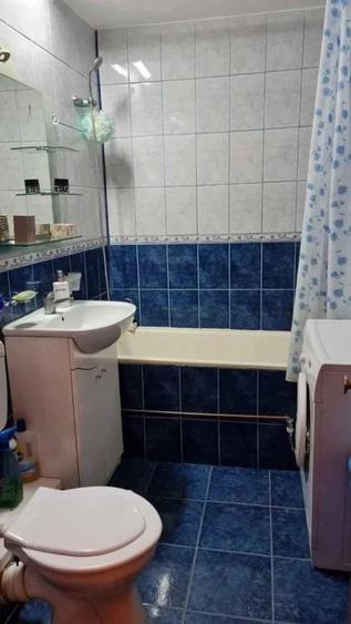 Apartament cu 2 camere decomandat în Apărătorii Patriei