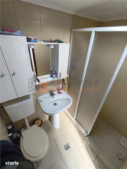 Casă cu 3 camere semidecomandat cu Teren 155 Mp în 23 August