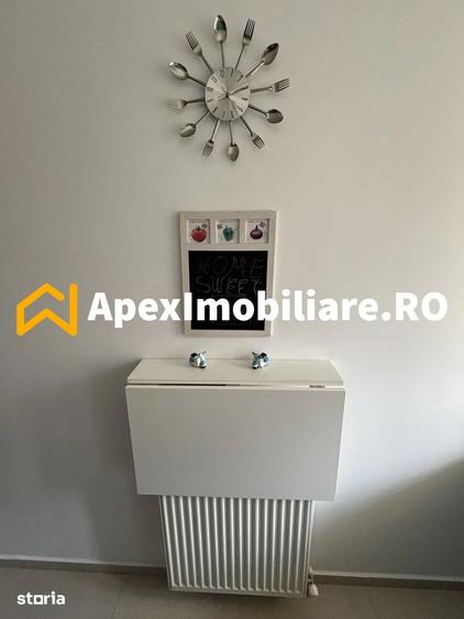 Apartament cu 2 camere semidecomandat în Centrul Civic