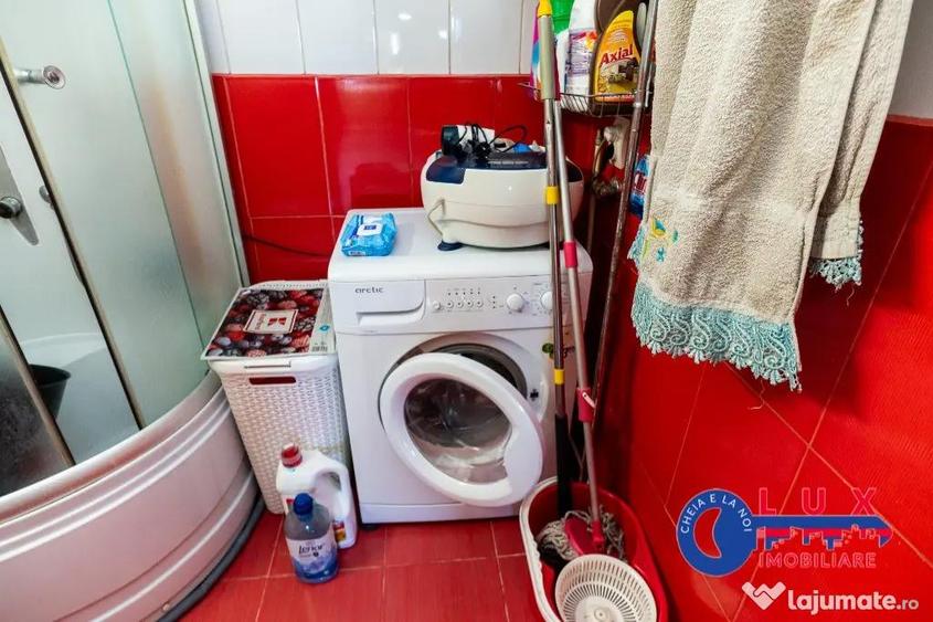 Apartament cu 3 camere decomandat în Babadag