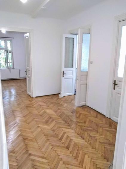Casă cu 3 camere cu Teren 150 Mp în Cantemir