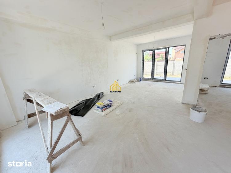Casă cu 4 camere cu Teren 220 Mp în Ghencea