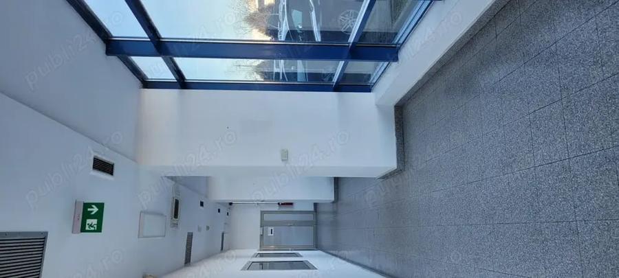 Spațiu comercial, de 33 mp, în Central