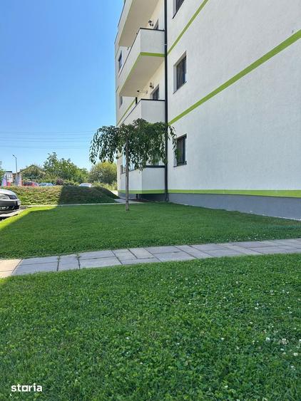 Apartament cu 3 camere decomandat în Tineretului