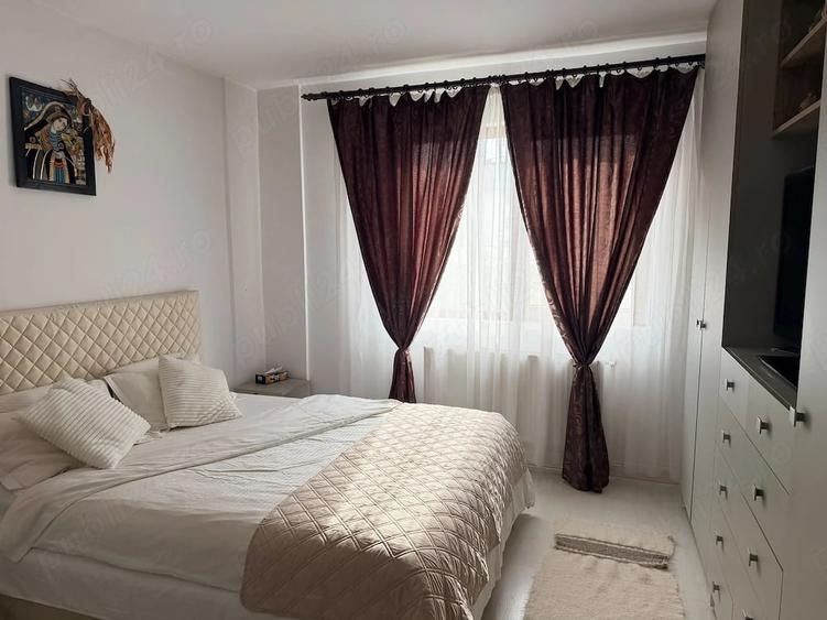 Apartament cu 3 camere decomandat în Dobroești