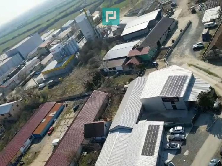 Spațiu industrial, de 933 mp, în Utvin