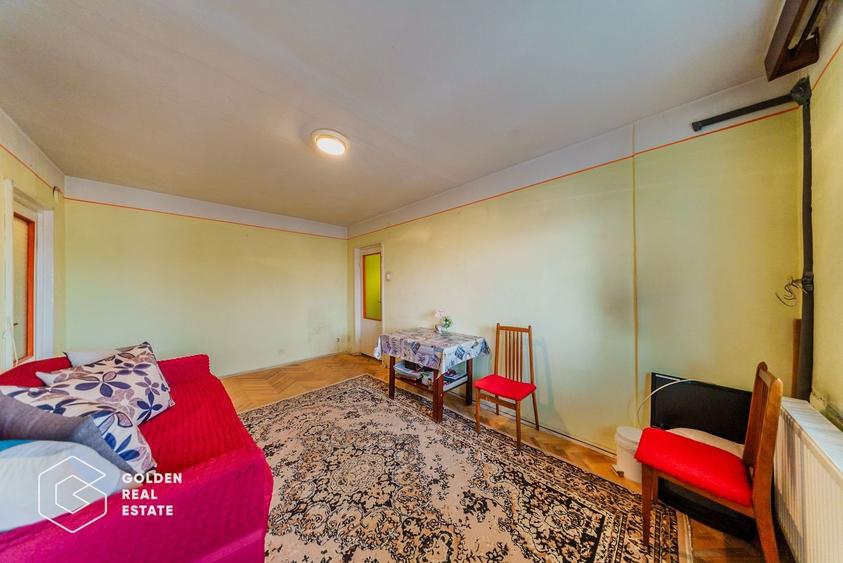 Apartament cu 3 camere semidecomandat în Aurel Vlaicu