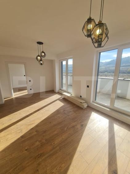 Apartament semidecomandat, 52 mp utili, zona Terra - 3