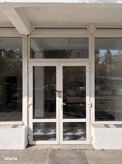 Spațiu comercial, de 45 mp, în Central