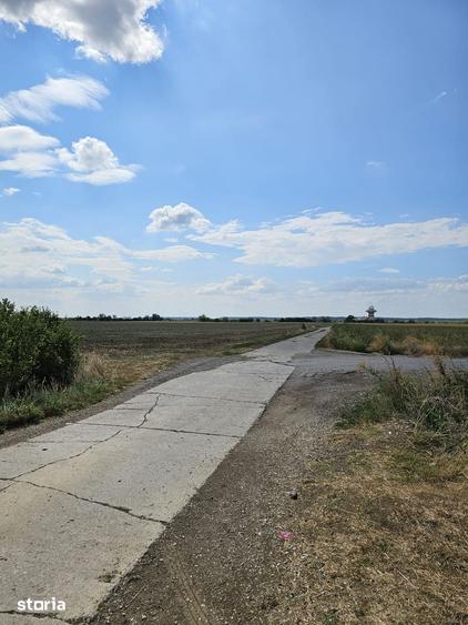 Spațiu comercial, de 14,900 mp, în Mogoșoaia