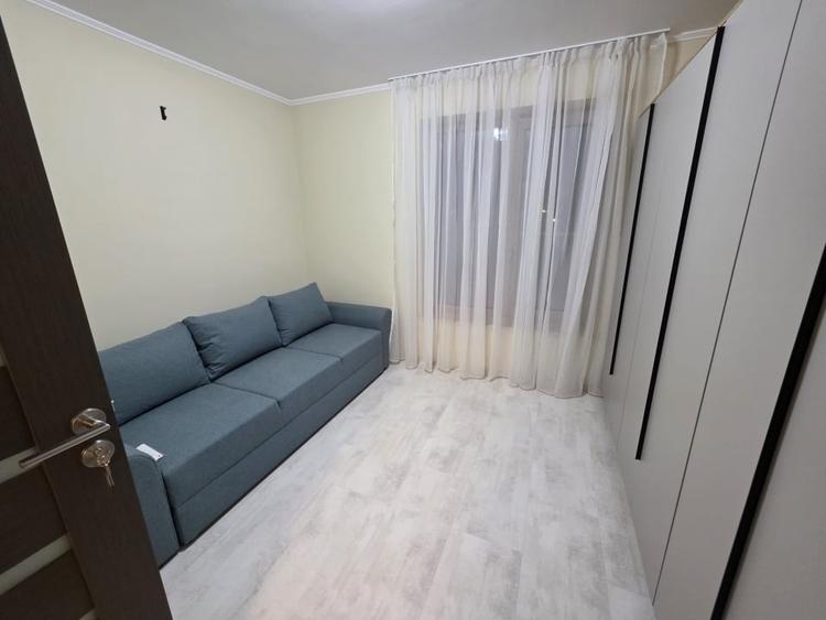 Duplex cu 4 camere cu Canalizare în Bucium